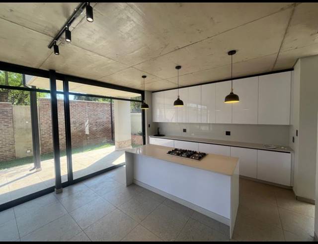 3 BEDROOM PROPERTY TO RENT IN BROOKLYN